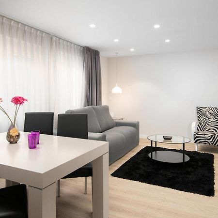 Espacio Moderno En Gijon Playa מראה חיצוני תמונה