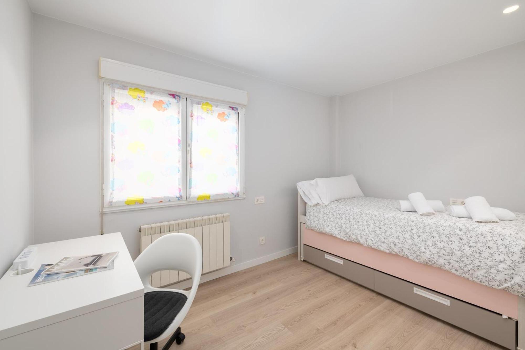 Espacio Moderno En Gijon Playa מראה חיצוני תמונה